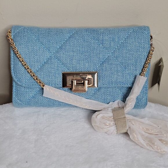 NWT Francesca's Diamond Quilted crossbody wallet Blue - Picture 5 of 8